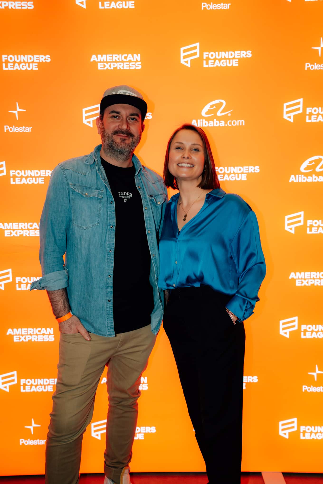 Sophia und Chris – Gründer:innen von shopstartups