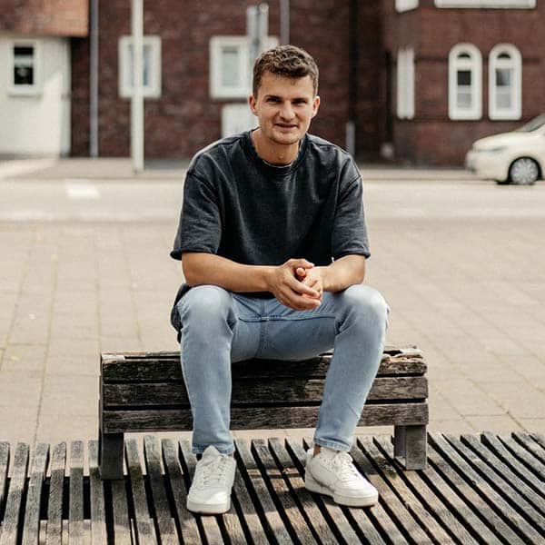 Lukas, der Gründer von Listenwissen - shopstartups